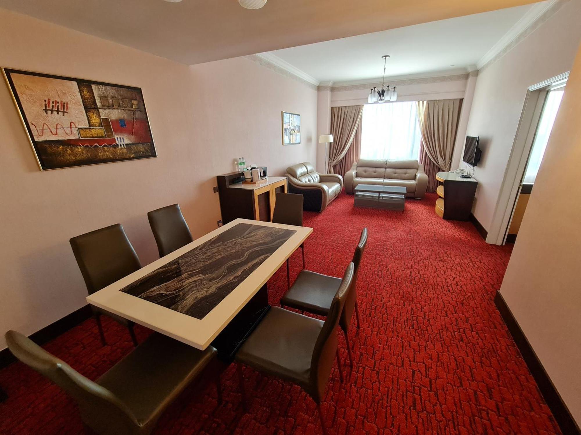 Dynasty Hotel Miri Eksteriør bilde