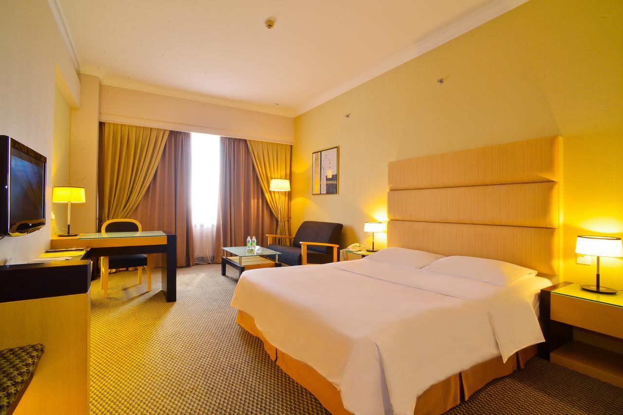 Dynasty Hotel Miri Rom bilde